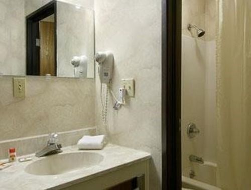 Value Inn Harrisburg-York Valley Green ภายนอก รูปภาพ
