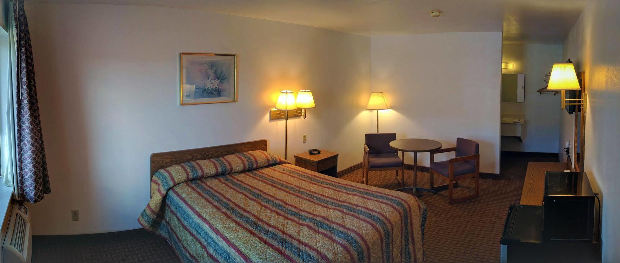 Value Inn Harrisburg-York Valley Green ภายนอก รูปภาพ