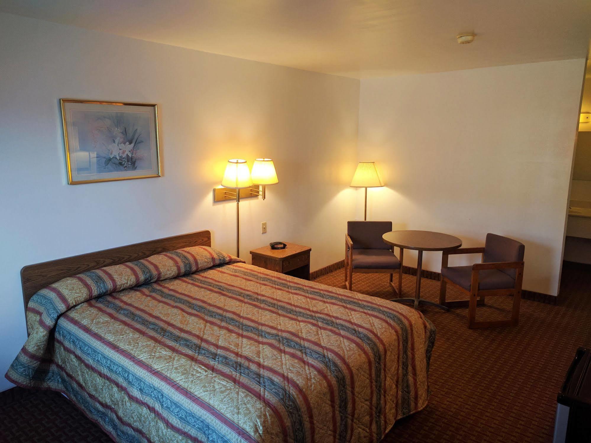Value Inn Harrisburg-York Valley Green ภายนอก รูปภาพ